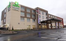 Holiday Inn Express Marietta Ohio